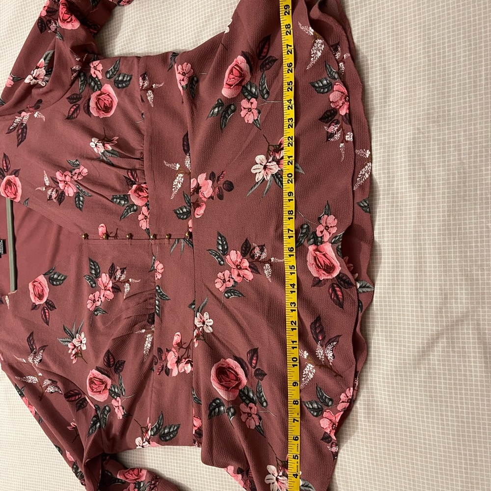 Beautiful slimming City Chic blouse XXL/24 like new condition - Picture 12 of 16